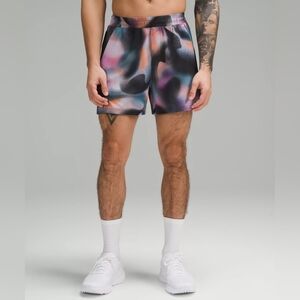 Lululemon Pace Breaker 5” Linerless Digital Murmuration Teal Multi Size XL